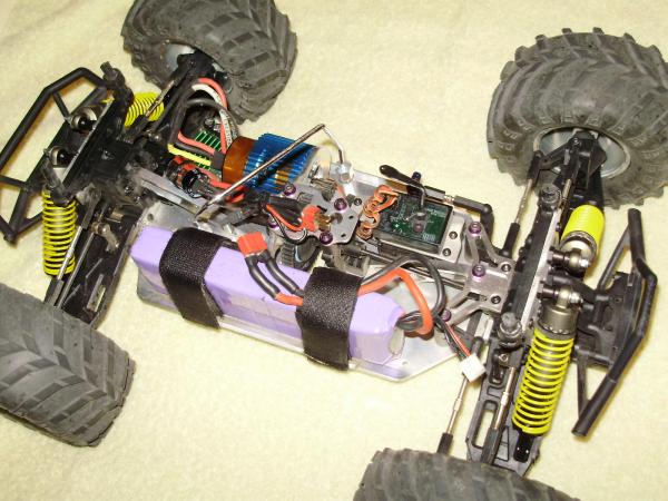 Lightning Stadium 10/M.M.-Turnigy 2300kv/3s,Ofna shocks